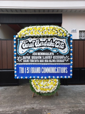 Papan Bunga Duka di Ulunoyo
